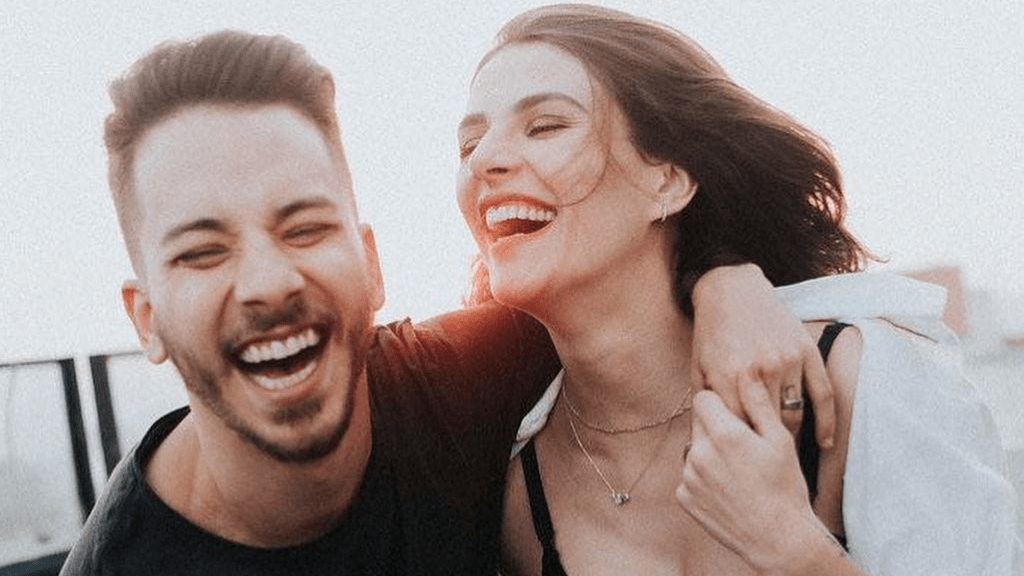 “Coloquei prótese de silicone quando tinha uns 23 anos. Sempre detestei. Anos atrás fiz o explante”, escreveu ela “Coloquei prótese de silicone quando tinha uns 23 anos. Sempre detestei. Anos atrás fiz o explante”, escreveu ela